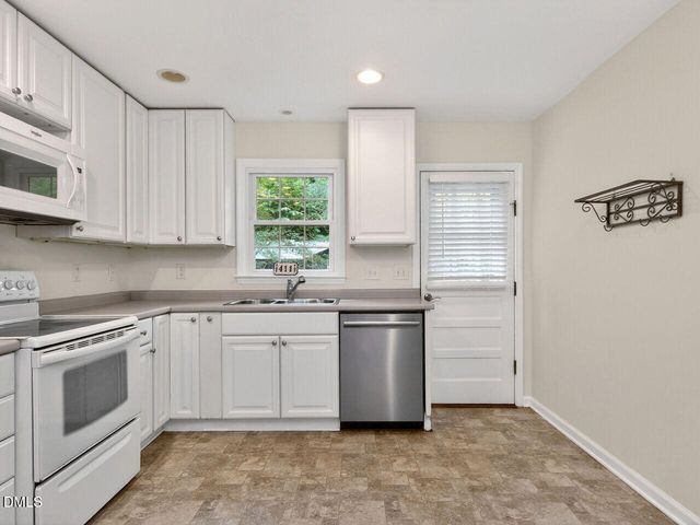 411 Yorktown Drive, Chapel Hill, NC 27516