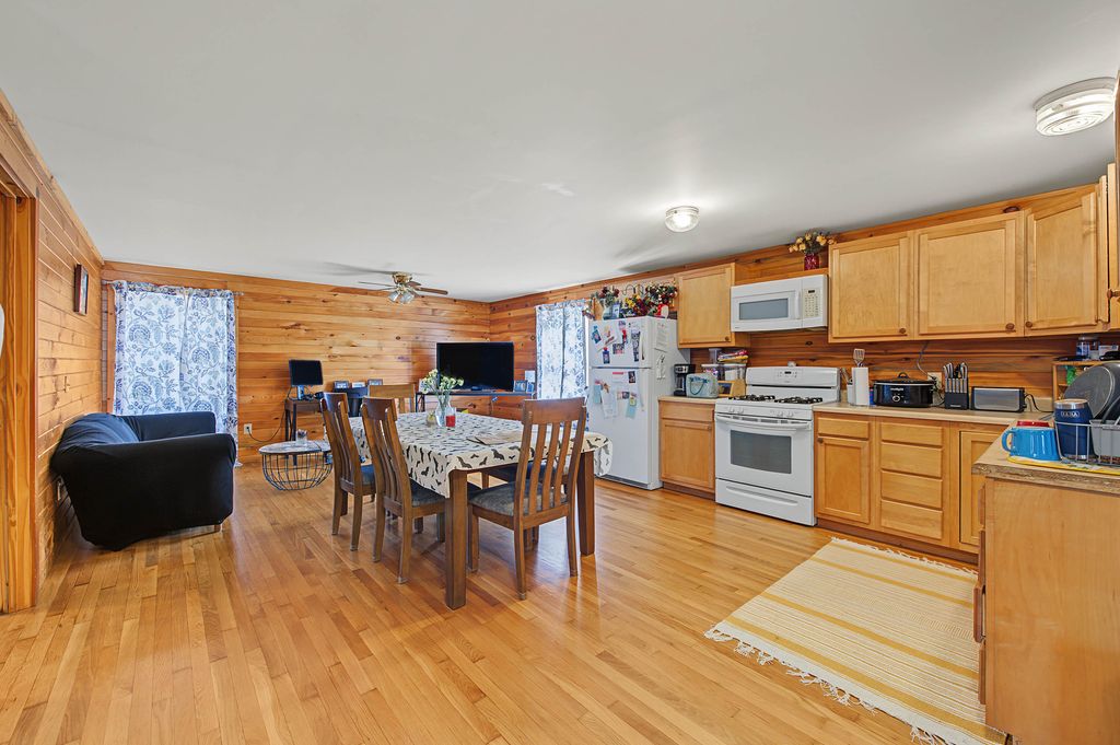 866 Lewiston Road, New Gloucester, ME 04260 — photo 3