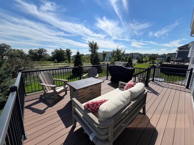 1418 Nutmeg Circle, Carver, MN 55315