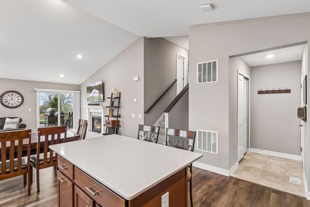 1418 Nutmeg Circle, Carver, MN 55315