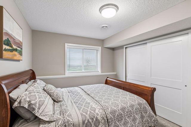 1418 Nutmeg Circle, Carver, MN 55315