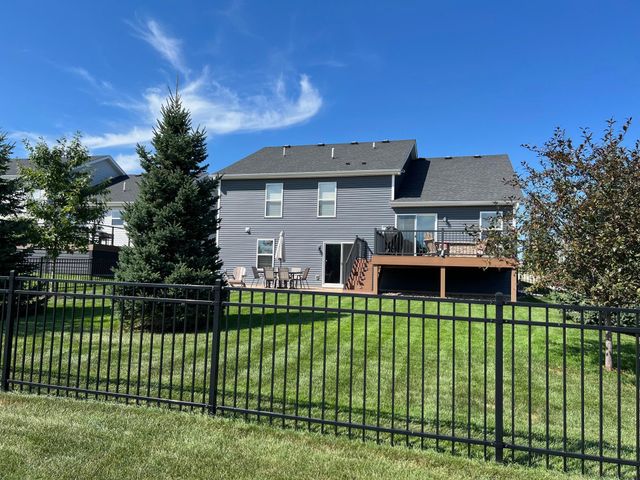1418 Nutmeg Circle, Carver, MN 55315