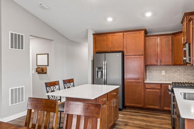 1418 Nutmeg Circle, Carver, MN 55315
