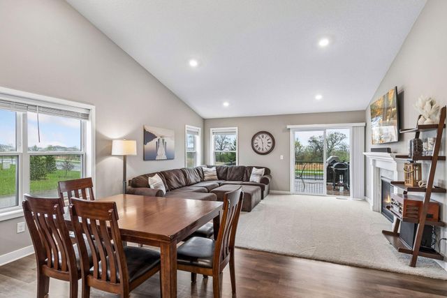 1418 Nutmeg Circle, Carver, MN 55315