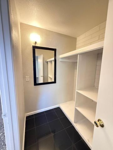 825 N 2nd Avenue Apt 14, Phoenix, AZ 85003