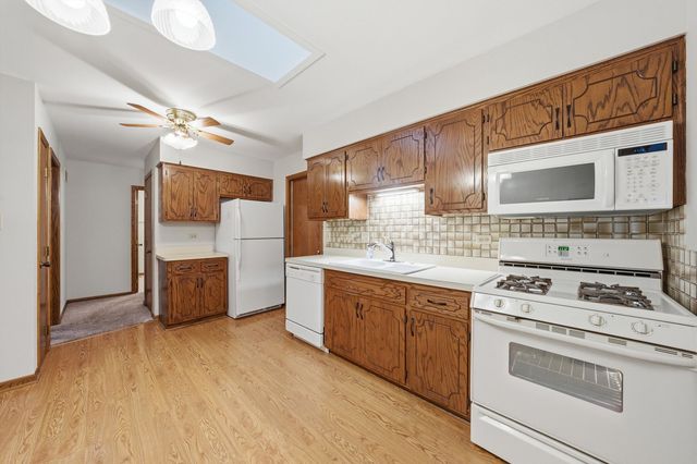 18039 DELAWARE Court, Orland Park, IL 60467