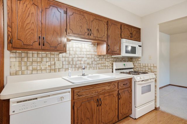 18039 DELAWARE Court, Orland Park, IL 60467