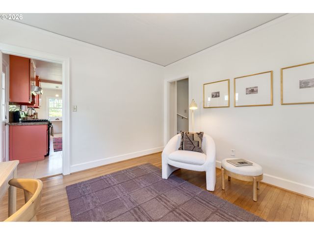 2833 Ne 33RD Ave, Portland, OR 97212