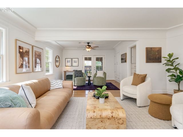 2833 Ne 33RD Ave, Portland, OR 97212