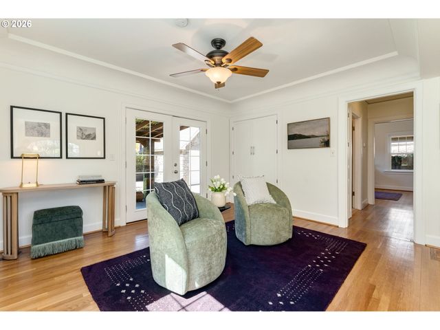 2833 Ne 33RD Ave, Portland, OR 97212