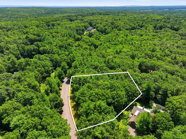 27 Hampstead Way, Marshfield, MA 02050