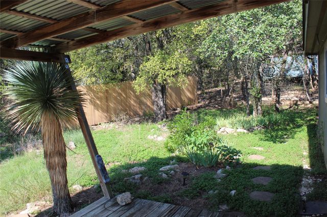 46 Crazy Cross RD, Wimberley, TX 78676
