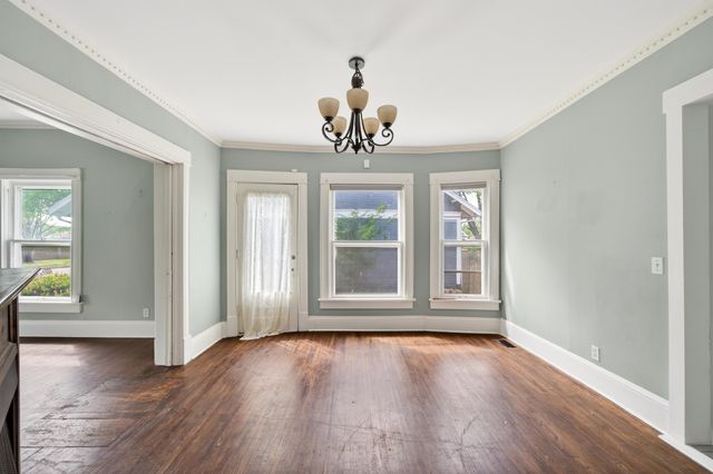 139 N Chautauqua Ave, Wichita, KS 67214