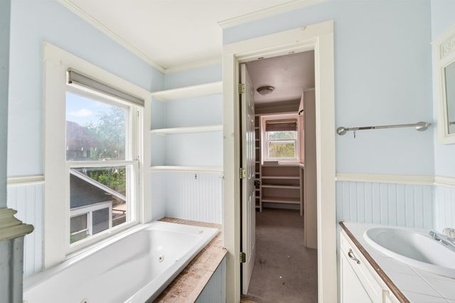 139 N Chautauqua Ave, Wichita, KS 67214