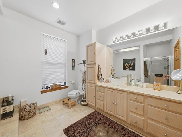 3244 W Potomac Avenue, Chicago, IL 60651
