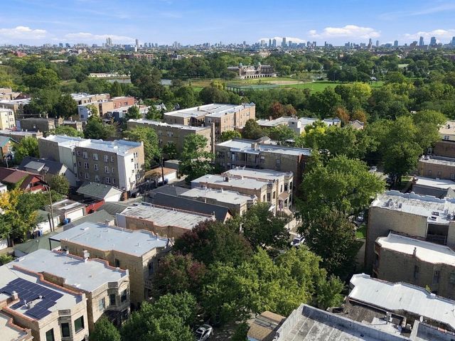 3244 W Potomac Avenue, Chicago, IL 60651