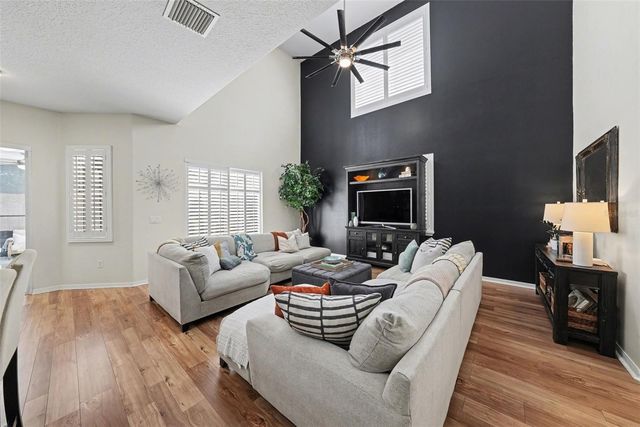 1310 OXBRIDGE DRIVE, Lutz, FL 33549