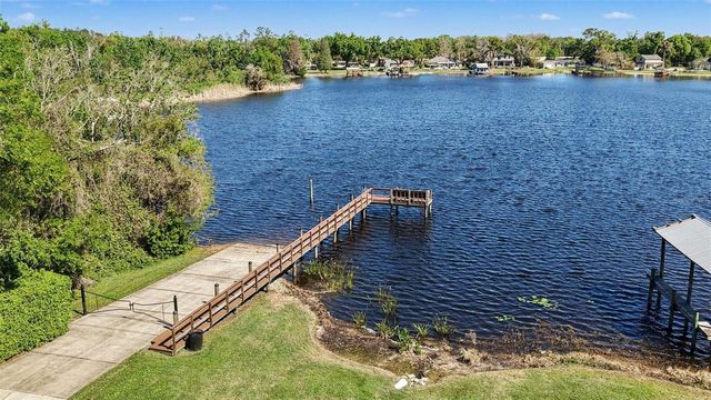 1310 OXBRIDGE DRIVE, Lutz, FL 33549