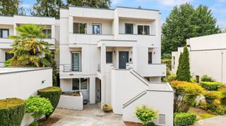 17001 Inglewood Road NE #M211, Kenmore, WA 98028