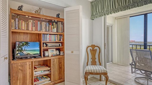 9393 MIDNIGHT PASS ROAD P4, Sarasota, FL 34242