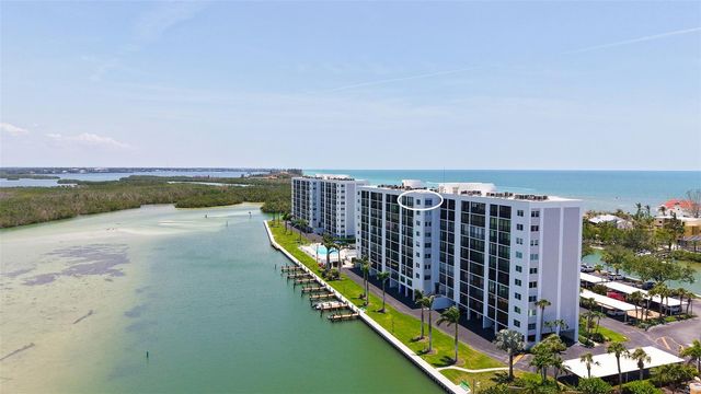 9393 MIDNIGHT PASS ROAD P4, Sarasota, FL 34242