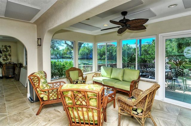 9393 MIDNIGHT PASS ROAD P4, Sarasota, FL 34242