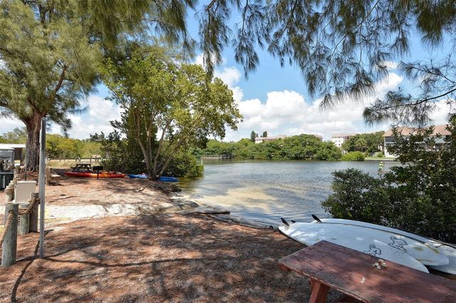 9393 MIDNIGHT PASS ROAD P4, Sarasota, FL 34242