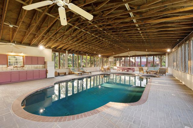 4102 Fm 1862, Blessing, TX 77419