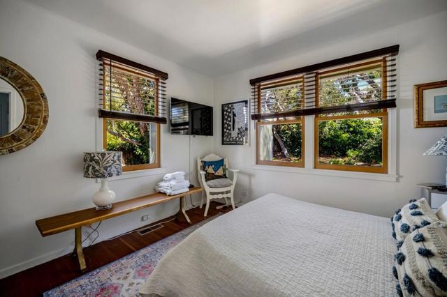 1328 Shafter, Pacific Grove, CA 93950
