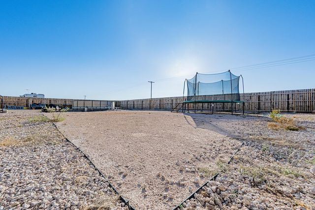 2120 Bowie St, Midland, TX 79705