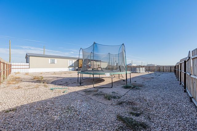 2120 Bowie St, Midland, TX 79705