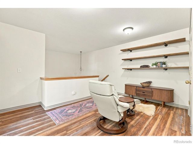 818 S Terry Street 101, Longmont, CO 80501