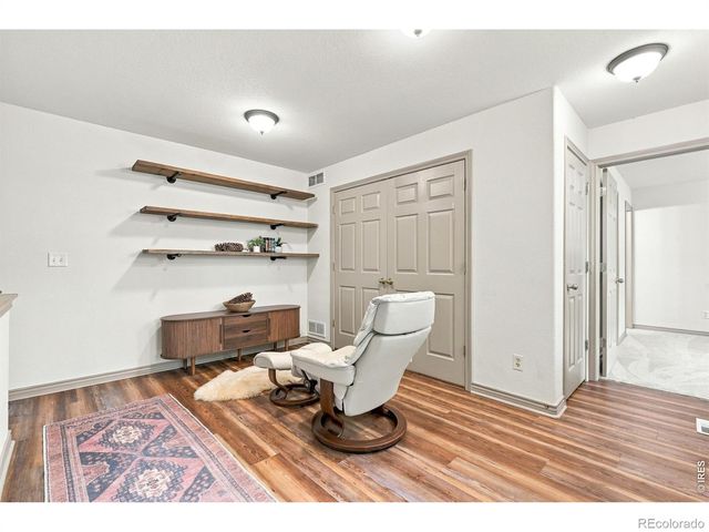 818 S Terry Street 101, Longmont, CO 80501