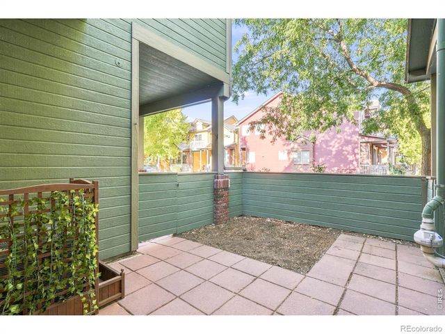 818 S Terry Street 101, Longmont, CO 80501