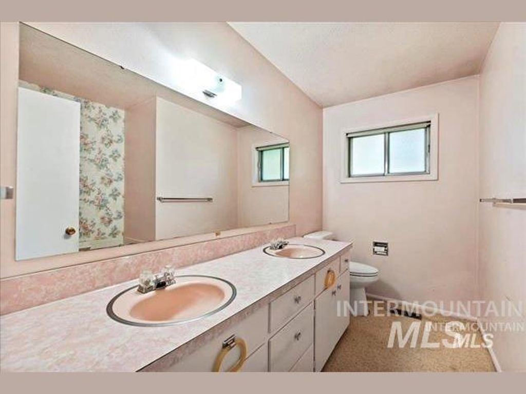 10529 W Stardust Dr, Boise, ID 83709 photo 6