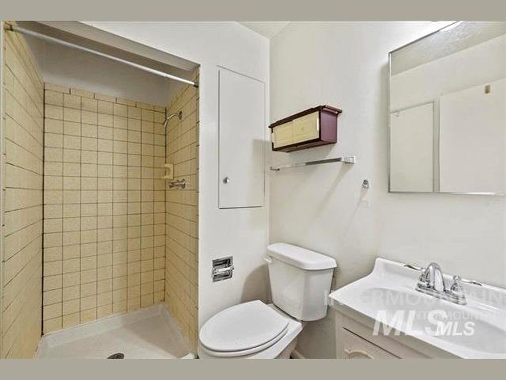 10529 W Stardust Dr, Boise, ID 83709 photo 8