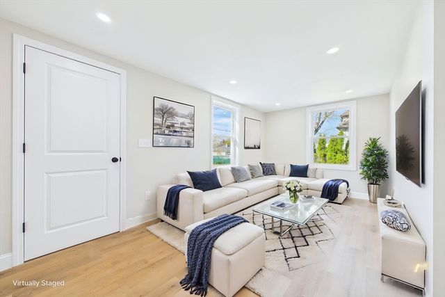 121 Durfee St, New Bedford, MA 02740