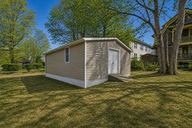 121 Durfee St, New Bedford, MA 02740