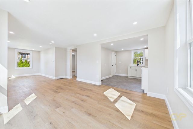 121 Durfee St, New Bedford, MA 02740