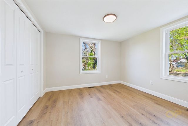 121 Durfee St, New Bedford, MA 02740