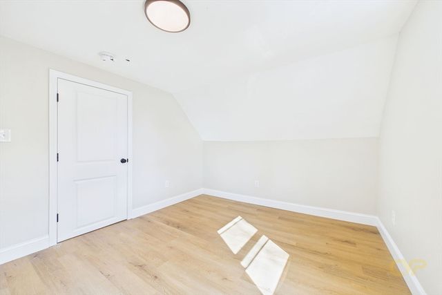 121 Durfee St, New Bedford, MA 02740