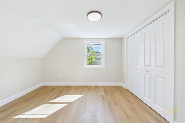 121 Durfee St, New Bedford, MA 02740