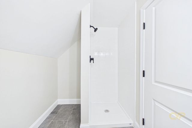121 Durfee St, New Bedford, MA 02740