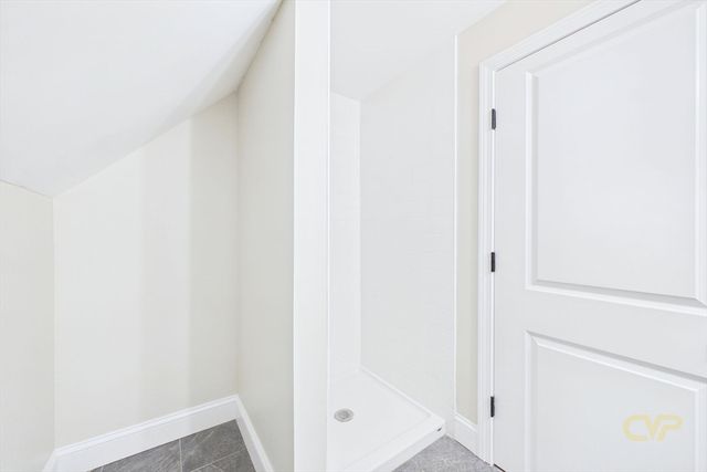 121 Durfee St, New Bedford, MA 02740