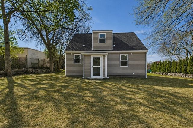 121 Durfee St, New Bedford, MA 02740