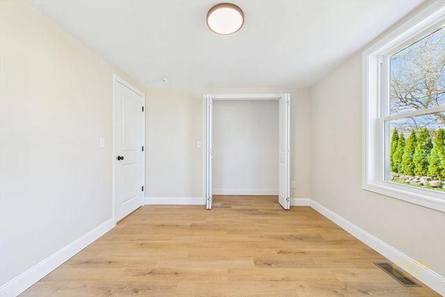 121 Durfee St, New Bedford, MA 02740