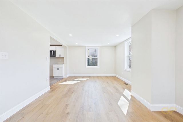 121 Durfee St, New Bedford, MA 02740