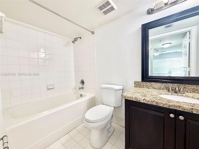 4171 San Marino Boulevard 102, West Palm Beach, FL 33409