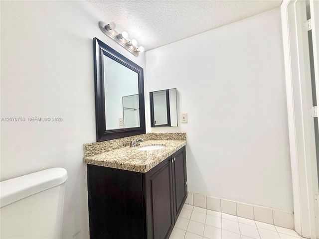 4171 San Marino Boulevard 102, West Palm Beach, FL 33409