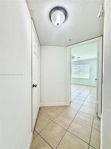4171 San Marino Boulevard 102, West Palm Beach, FL 33409